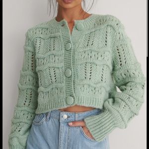 Mango size small cropped cardigan sweater